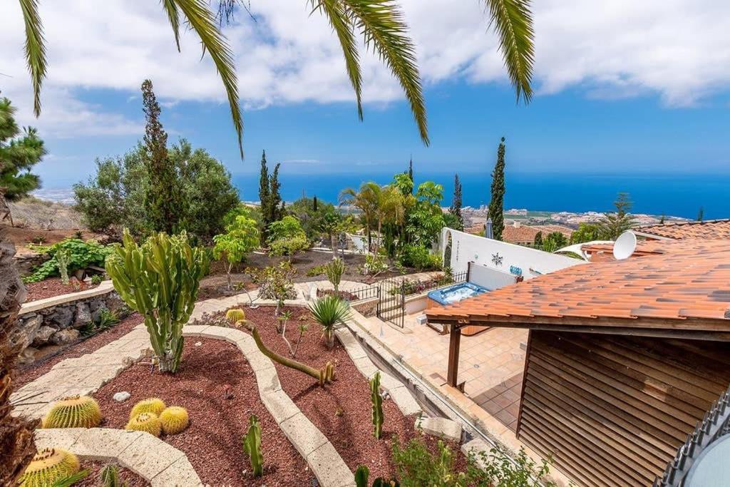Villa Carlitos Vistas Al Mar Y A La Montana Costa Adeje  Eksteriør billede